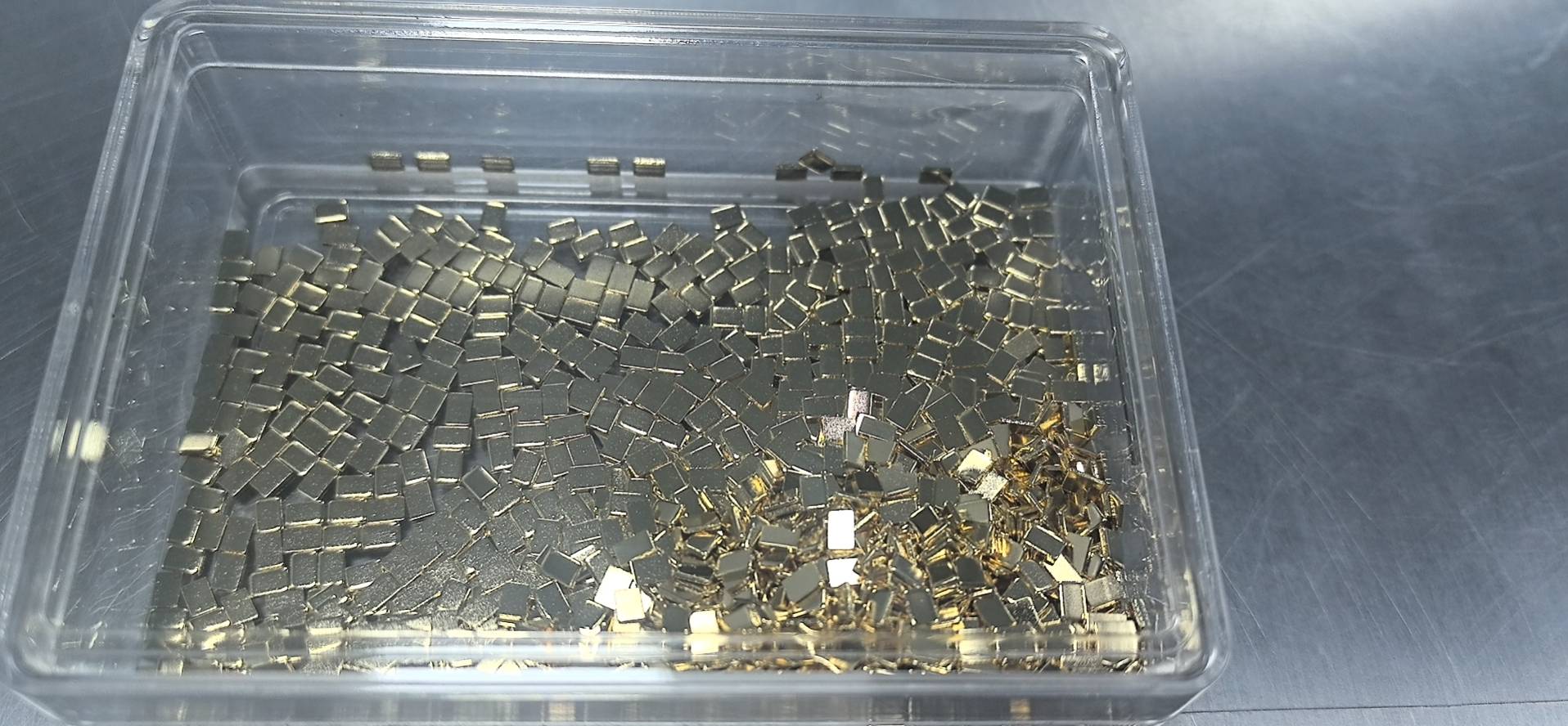 安心载流SMT贴片铜片3.2×2.2×0.6mm黄铜可镀锡/镀镍电池连接片精密五金连接件现货可定制